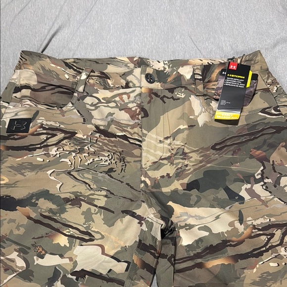 Under Armour Multi-Color Camo Pants - Picture 1 of 7